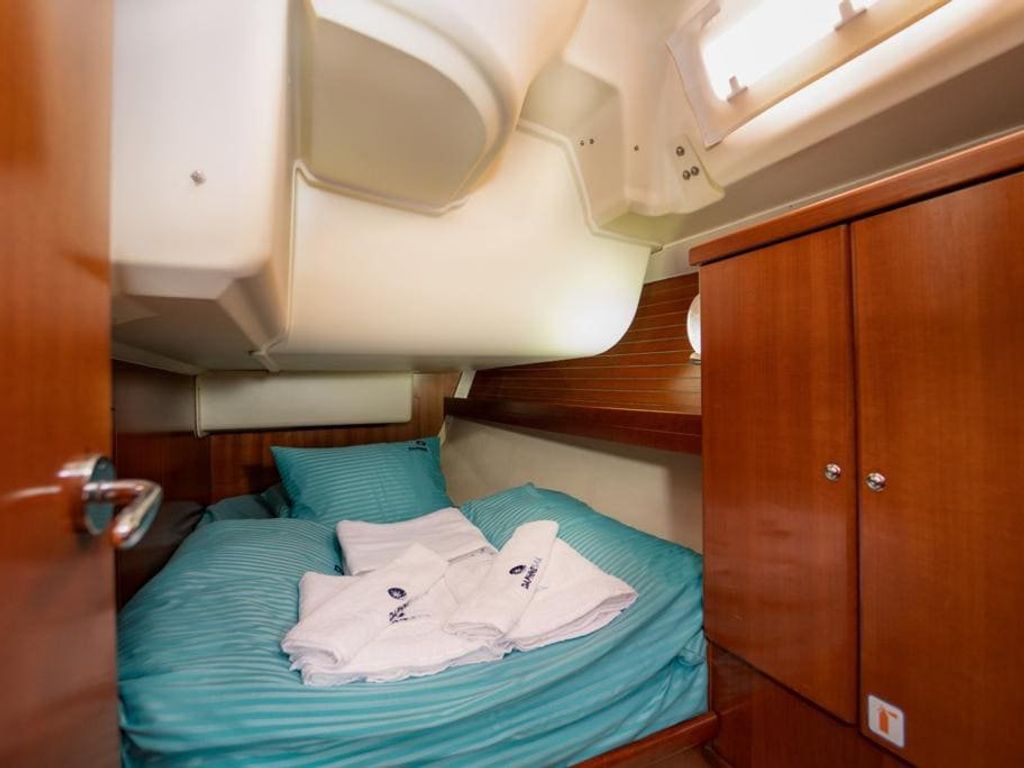 Boat picture 16