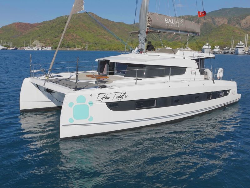 Boat image