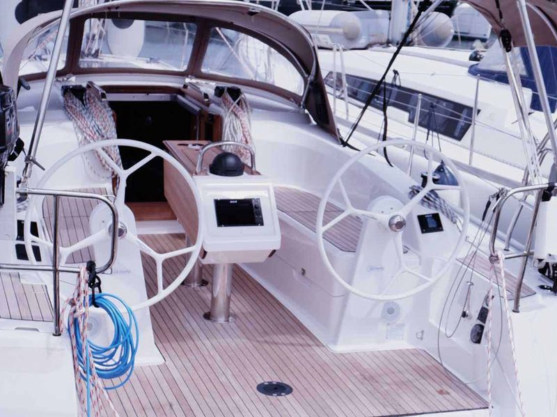 Photo of undefined, image 1 of 17