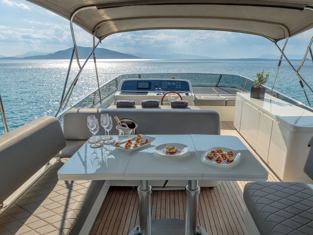 Boat picture 17