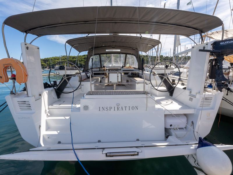 Photo of undefined, image 1 of 16