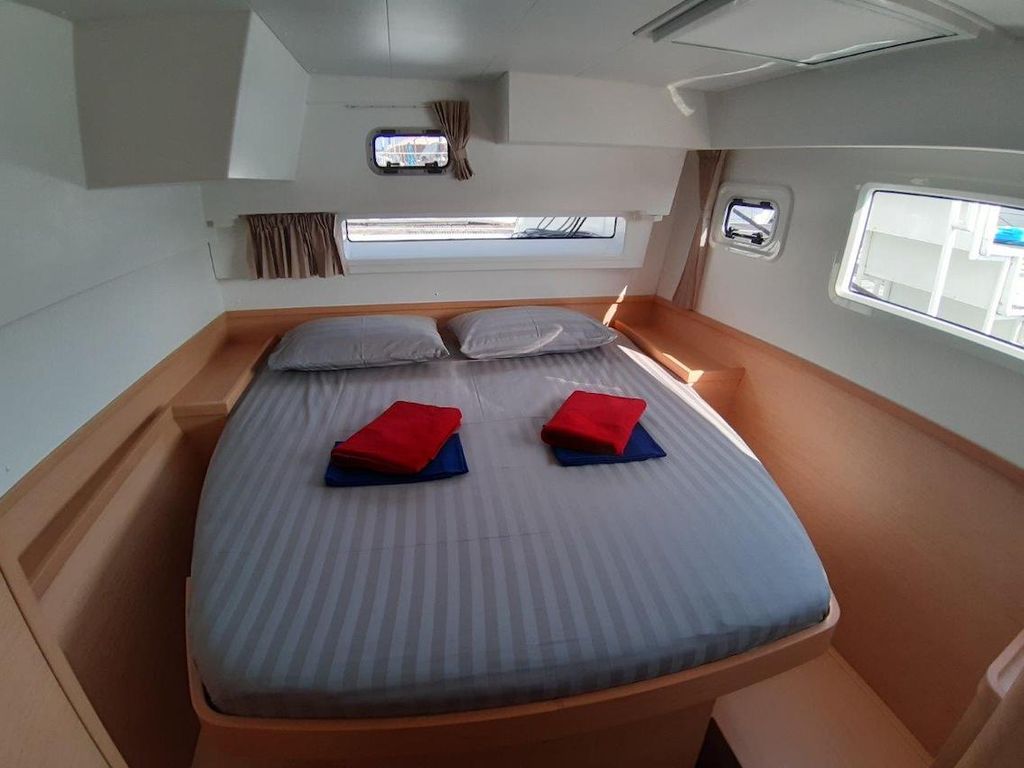 Boat picture 12
