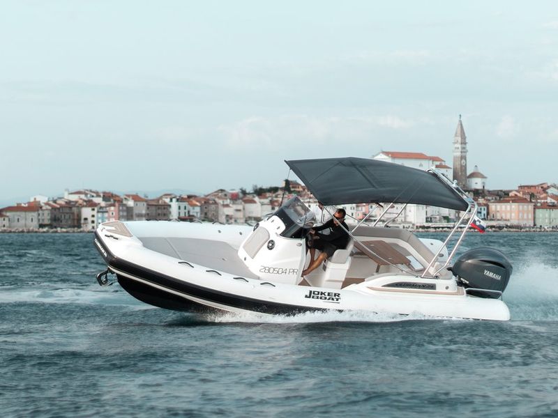 Photo of undefined, image 1 of 23