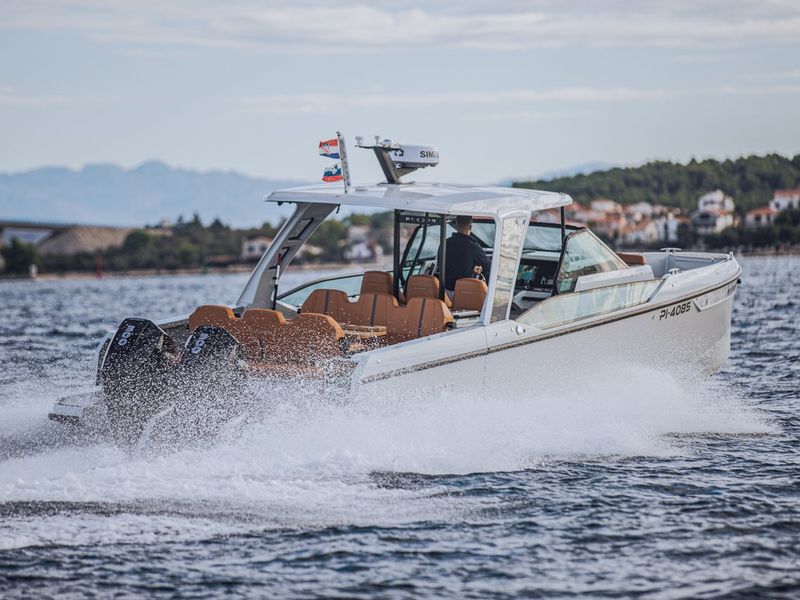 Photo of undefined, image 1 of 37