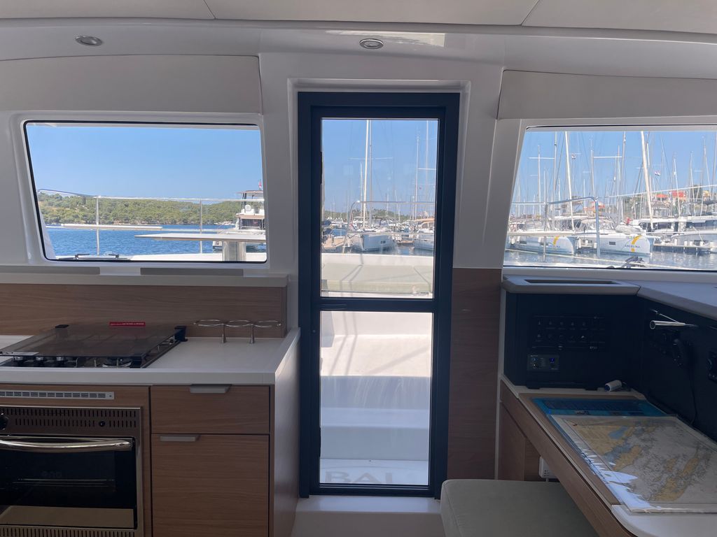 Boat picture 18
