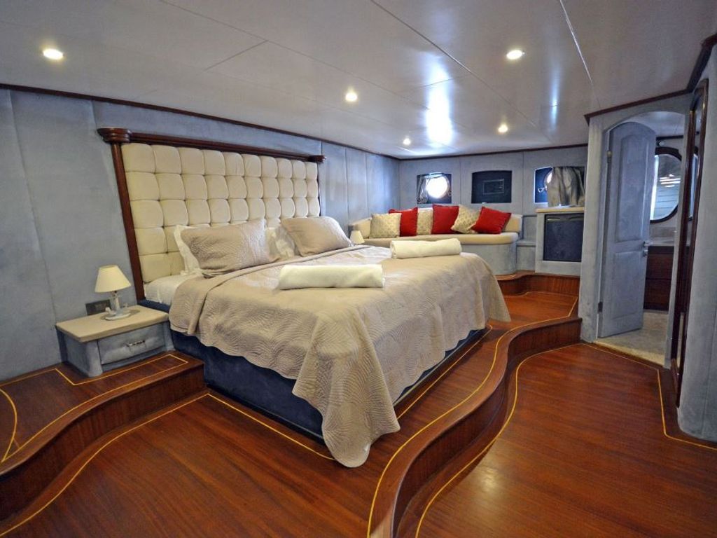 Boat picture 21
