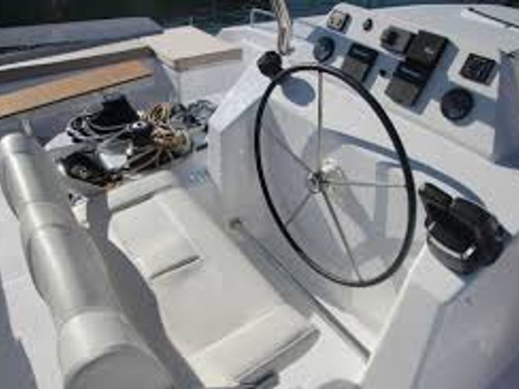 Boat picture 9