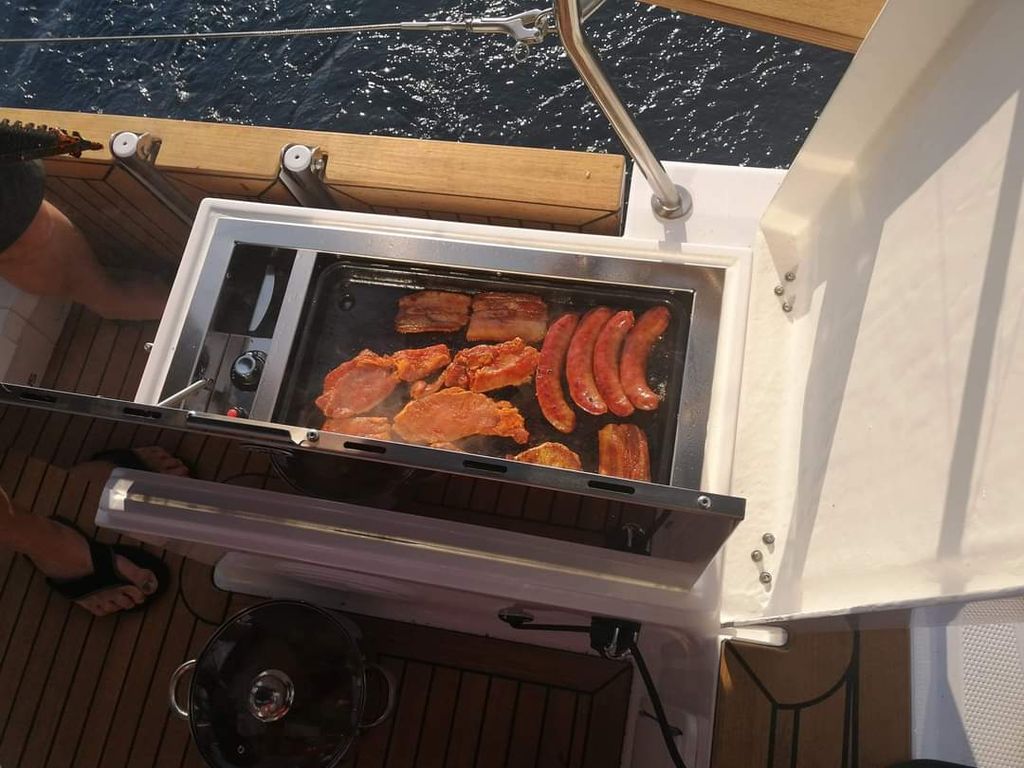 Boat picture 9