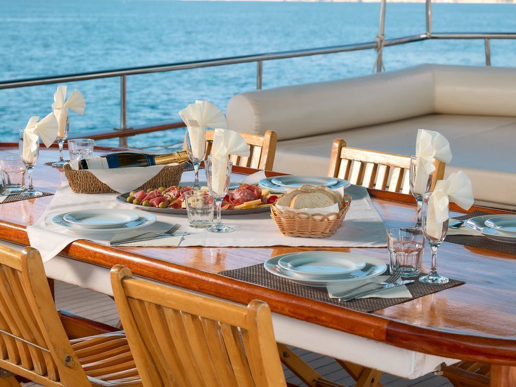 Boat picture 17
