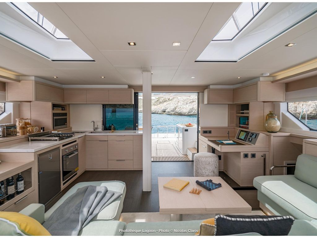 Boat picture 4