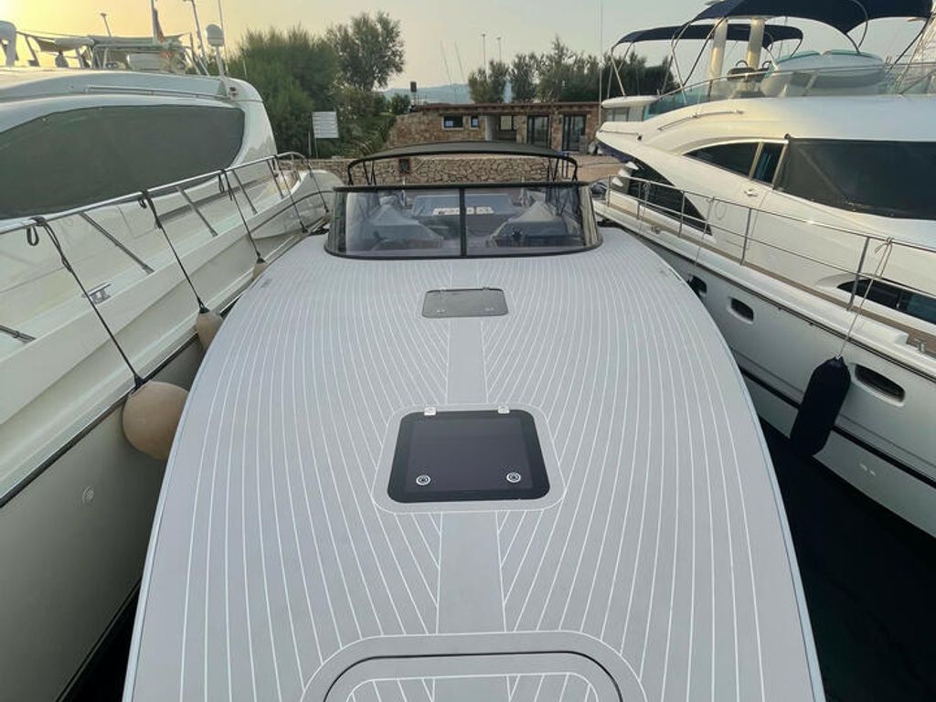 Boat picture 9
