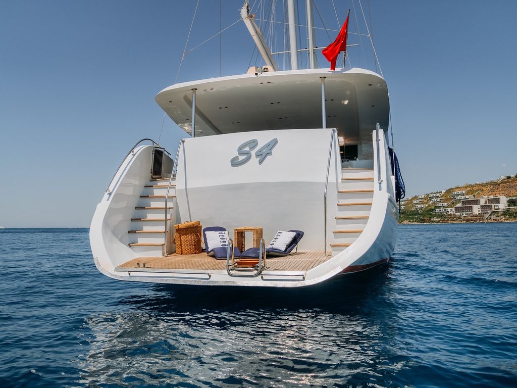 Boat picture 9