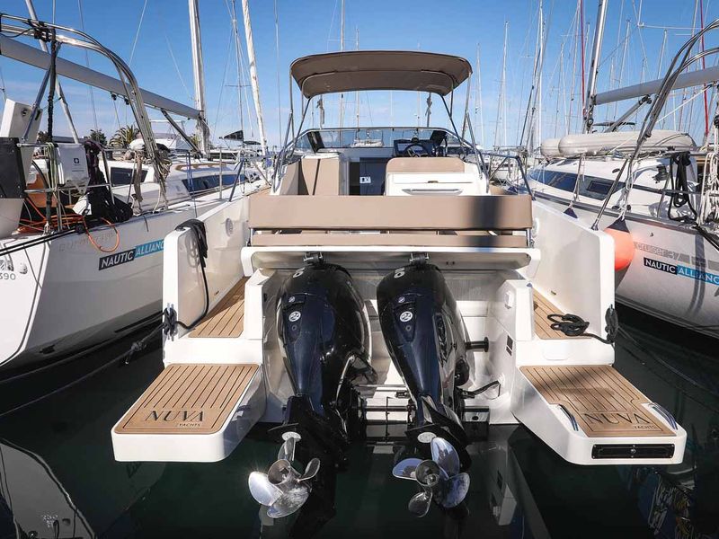 Photo of undefined, image 1 of 18