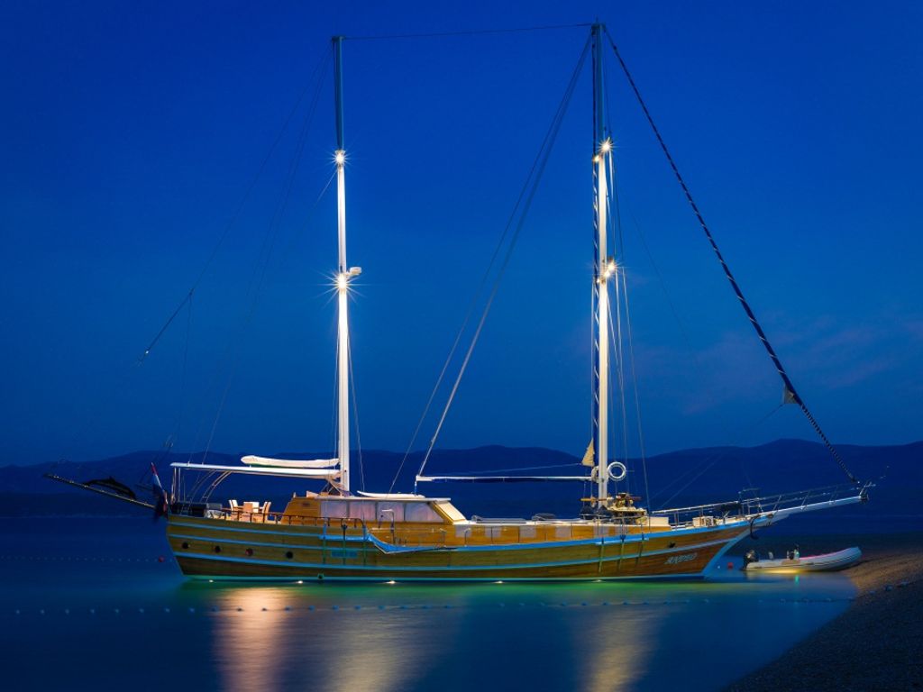 Boat picture 2