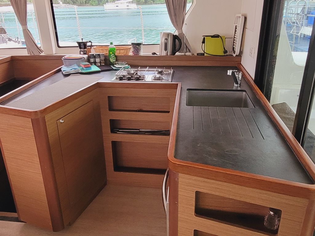 Boat picture 16