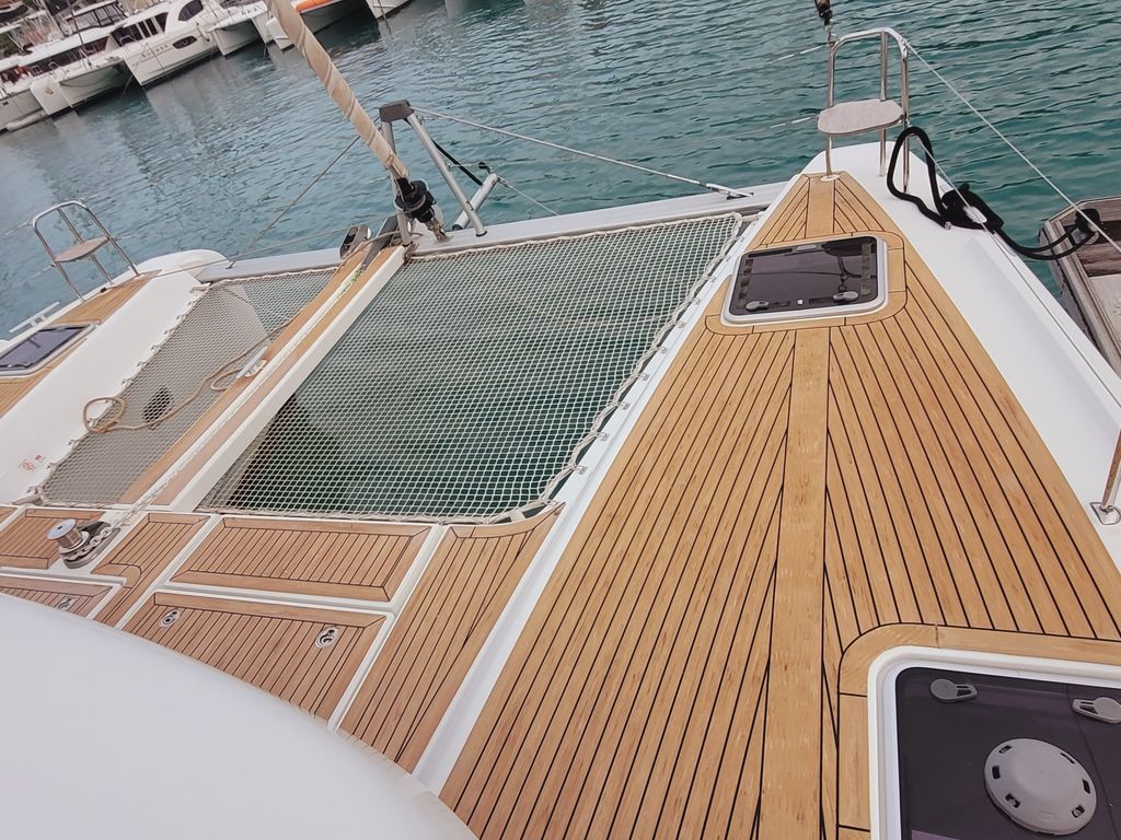Boat picture 9