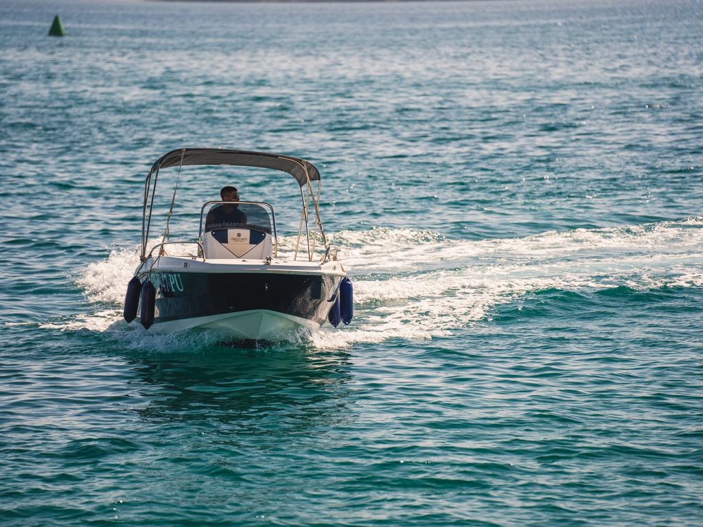 Boat picture 4