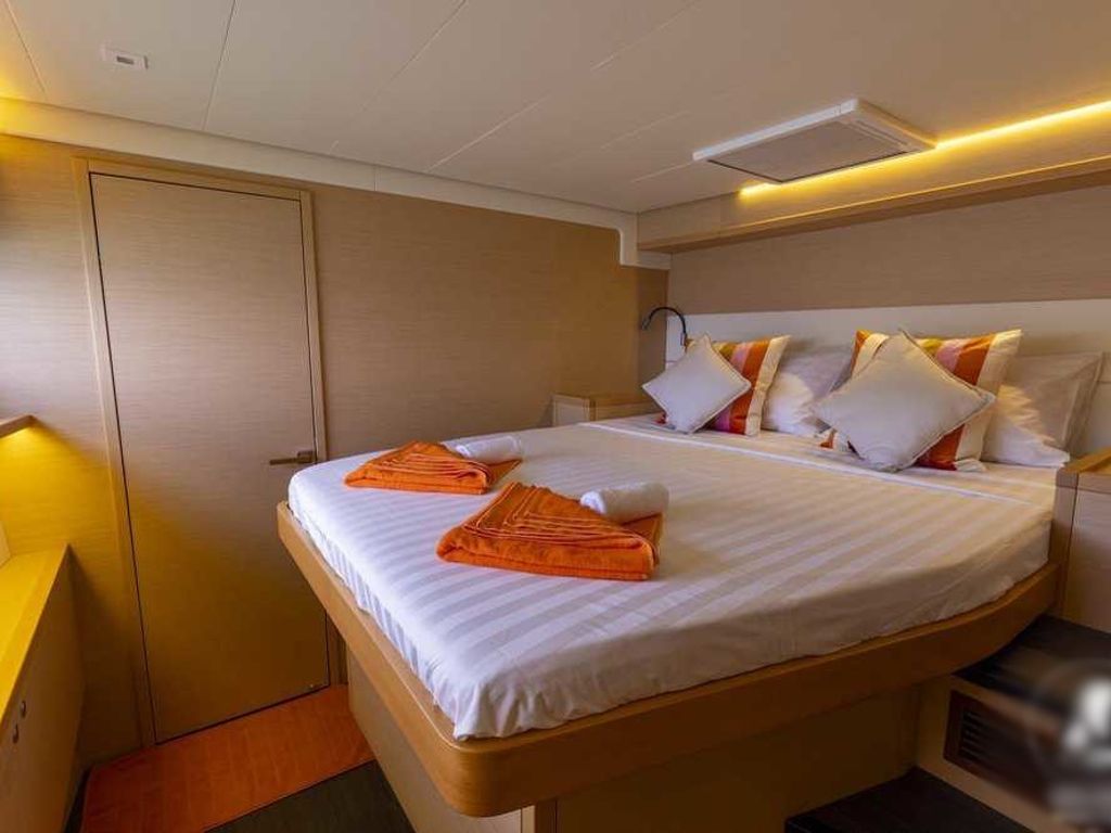 Boat picture 18