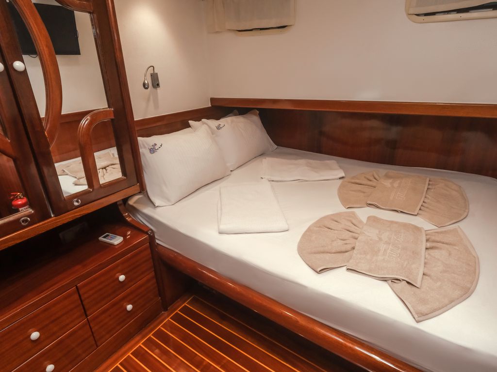 Boat picture 16