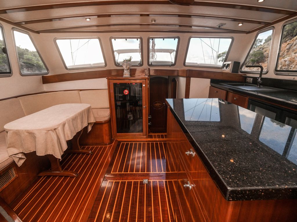 Boat picture 30
