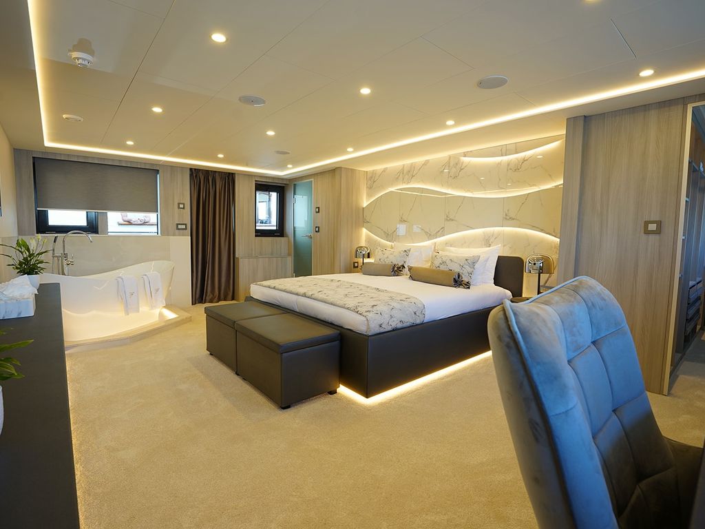 Boat picture 15