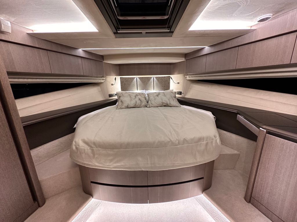 Boat picture 13