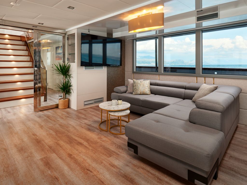 Boat picture 7