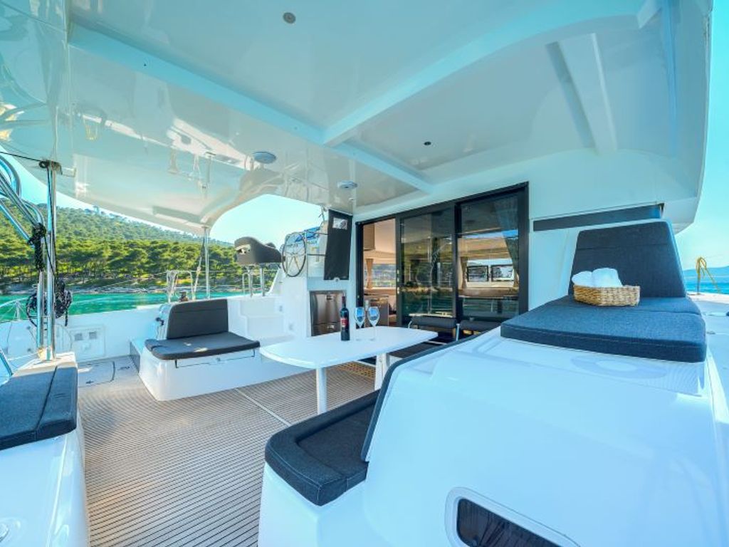 Boat picture 9