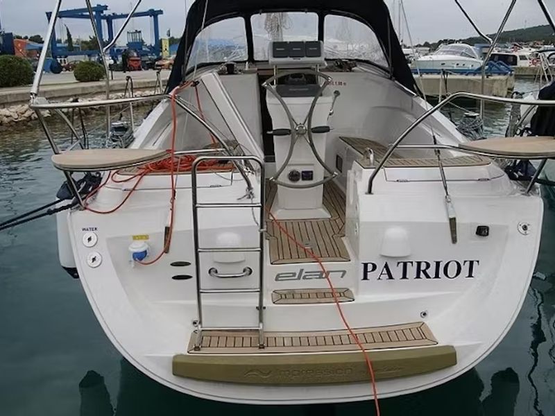 Photo of undefined, image 1 of 7