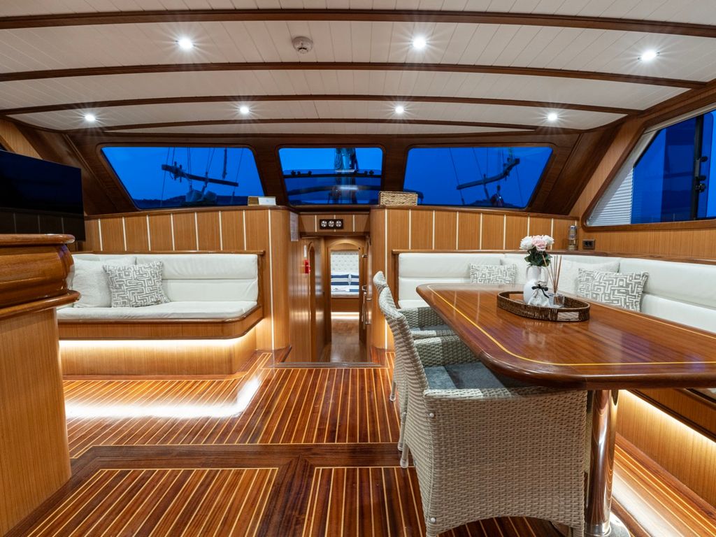 Boat picture 5