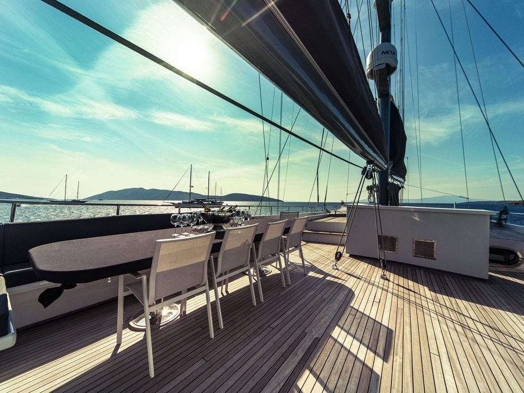 Boat picture 13