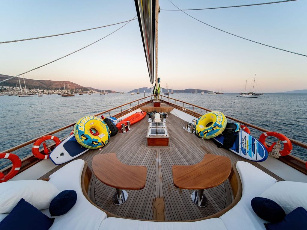 Boat picture 16