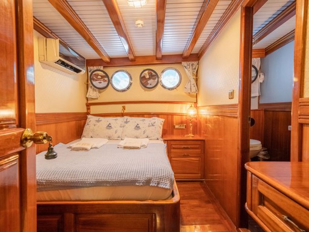 Boat picture 27