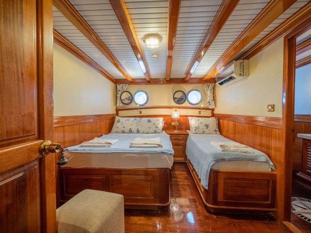Boat picture 34