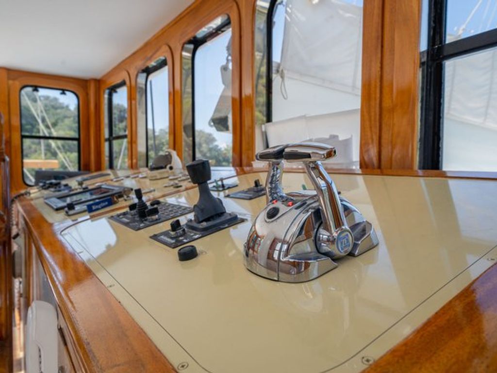 Boat picture 10