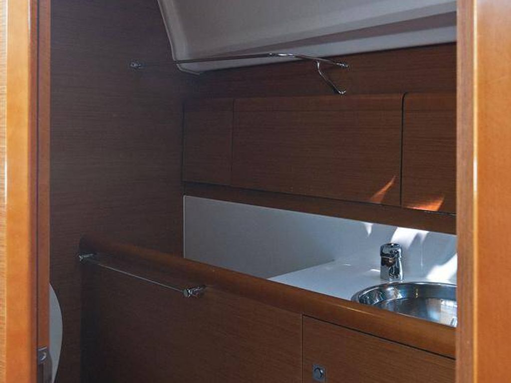 Boat picture 9