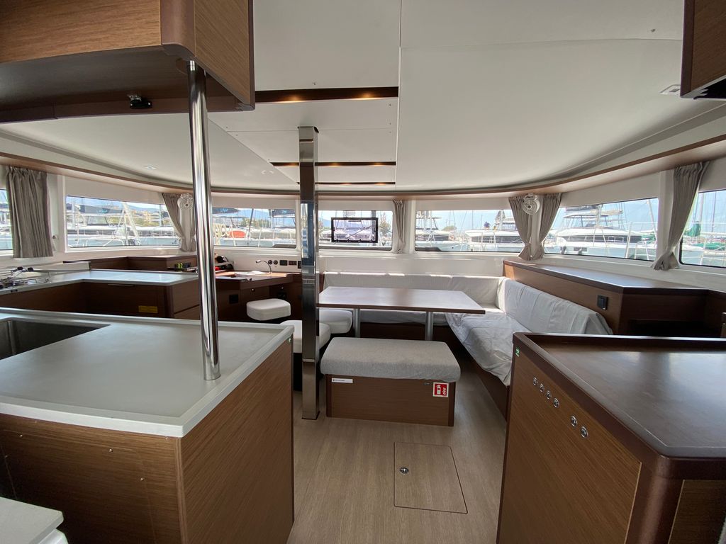 Boat picture 9