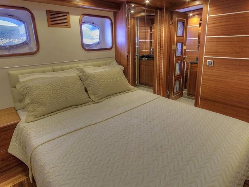 Boat picture 11