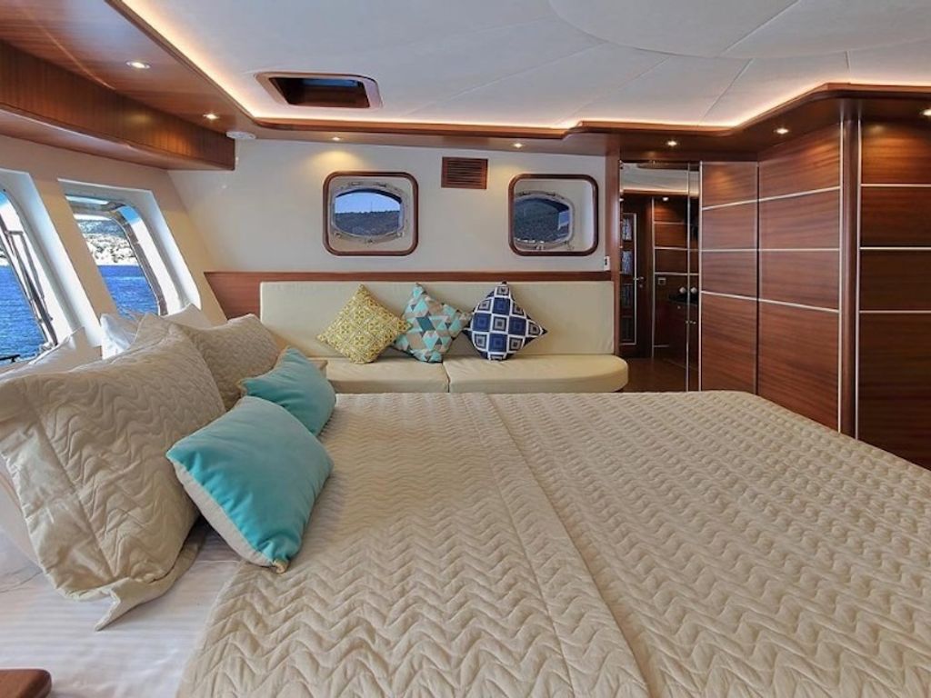 Boat picture 17