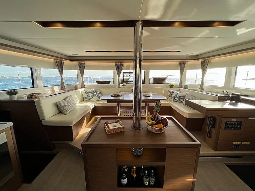 Boat picture 9