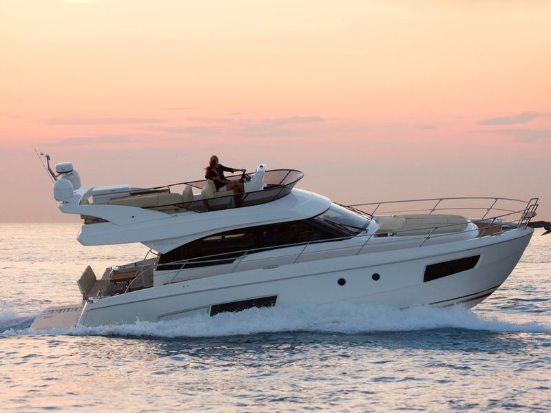 Photo of undefined, image 1 of 22