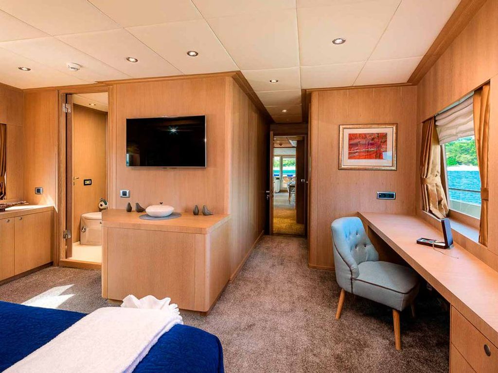 Boat picture 24