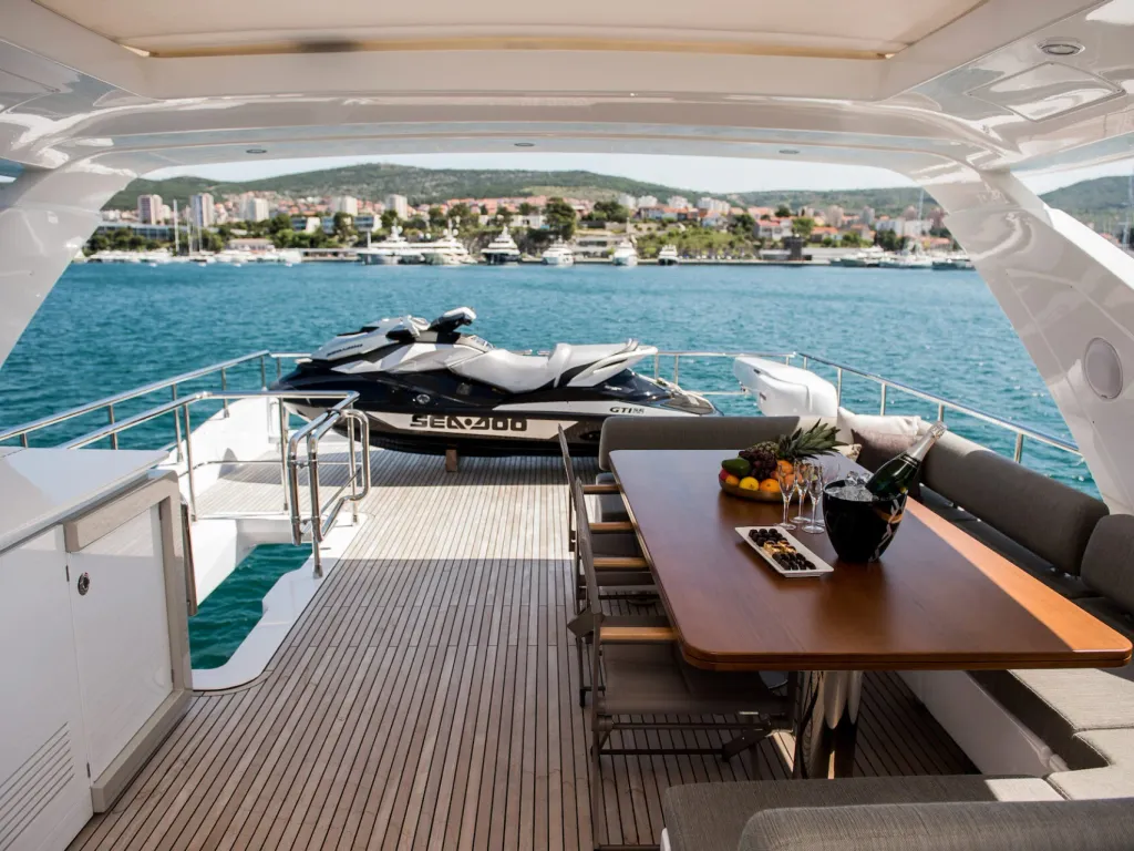 Boat picture 13