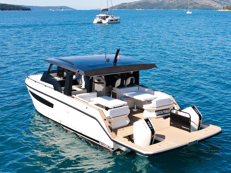 Boat image