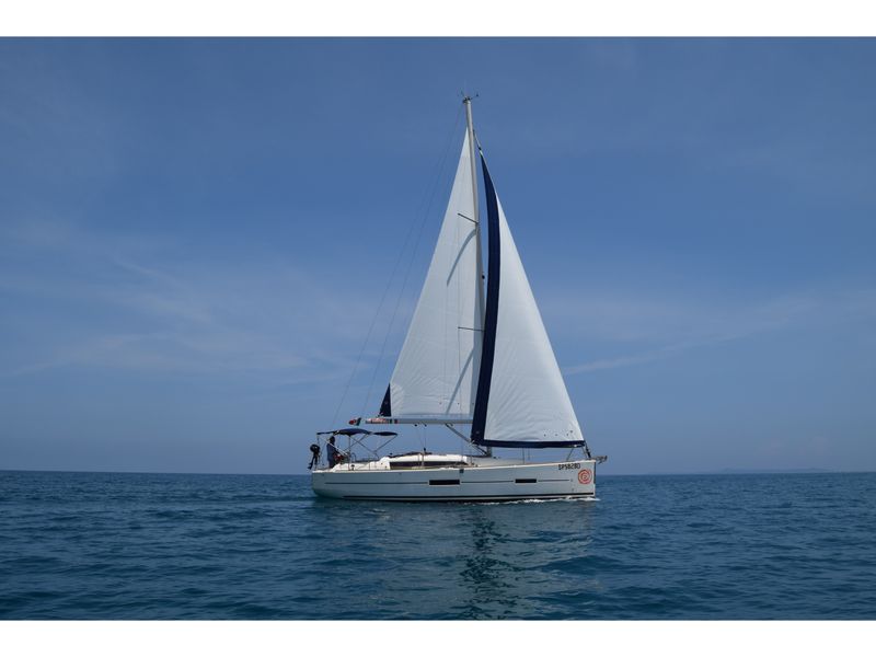 Photo of undefined, image 1 of 11