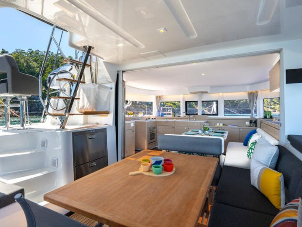 Boat picture 9