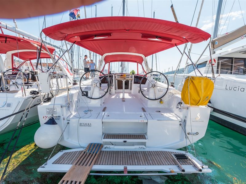 Photo of undefined, image 1 of 28