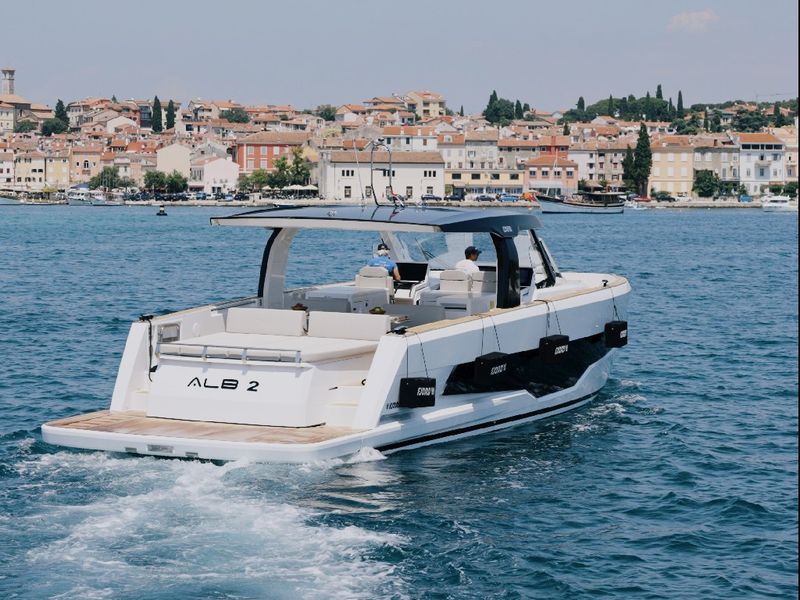 Photo of undefined, image 1 of 29