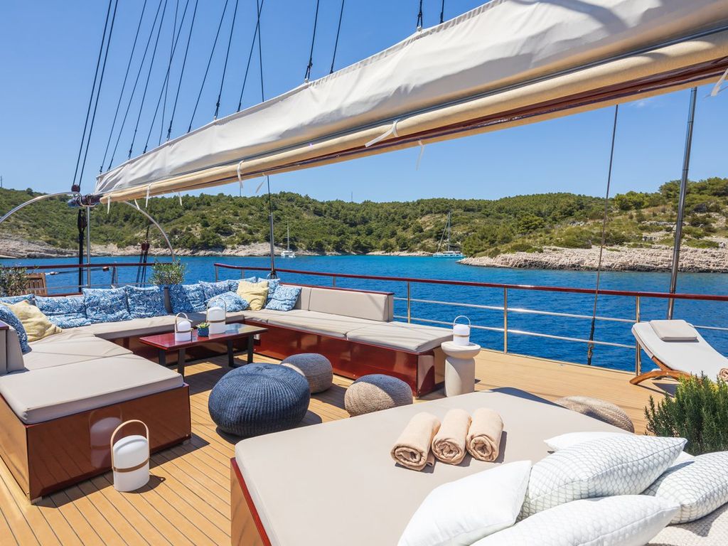 Boat picture 14