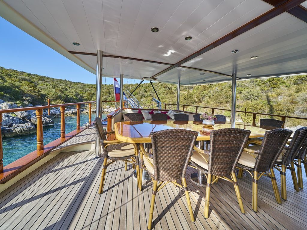Boat picture 13
